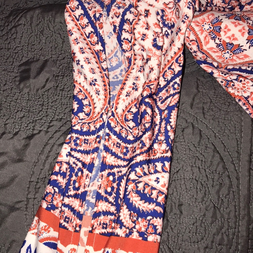 Size 8 Maggy London dress with cutout sleeves - Picture 7 of 7